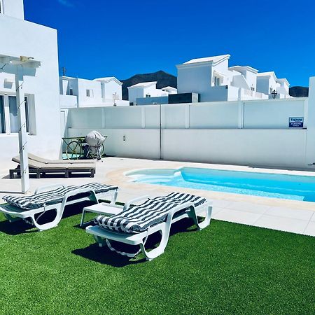 Lovely Villa Sanmar, Heated Pool Playa Blanca  Kültér fotó